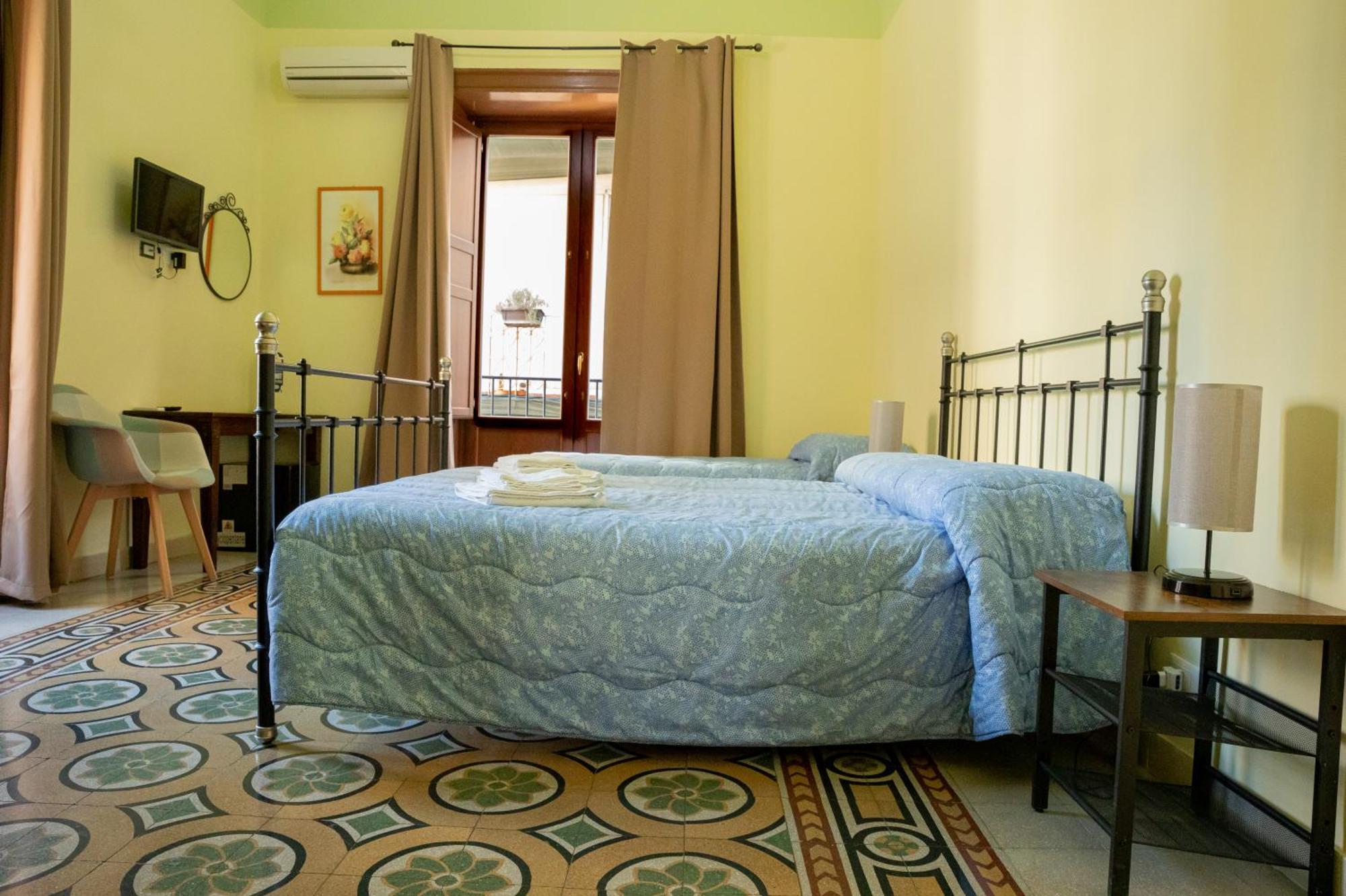B&B Palazzo Corvino Palerme Extérieur photo